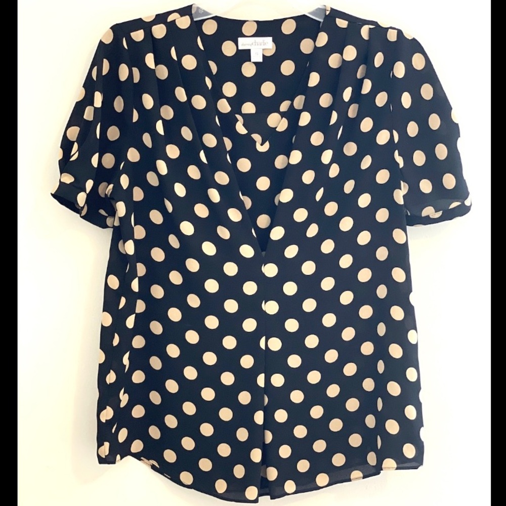 Charming Charlie’s polka dot top - Black and Tan